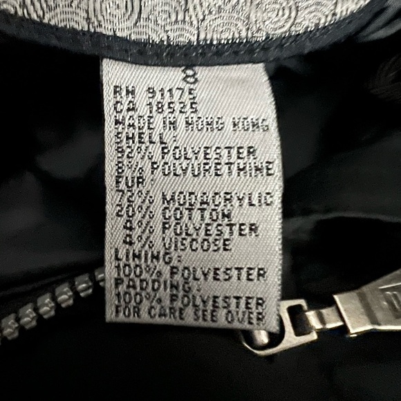 Women’s “Rare” Black Fila Ski Suit – Hooded with Faux Fur Collar, Size 8 - Picture 3 of 16